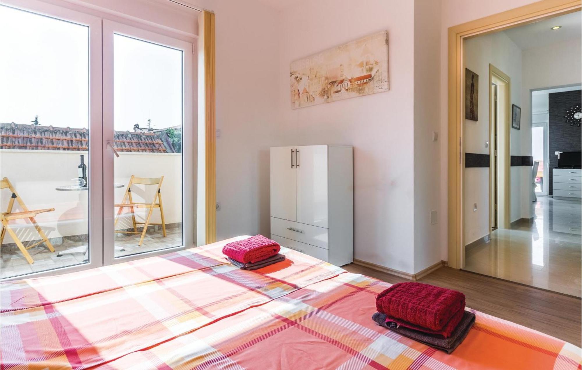 Stunning Apartment In Fazana With House Sea View 外观 照片